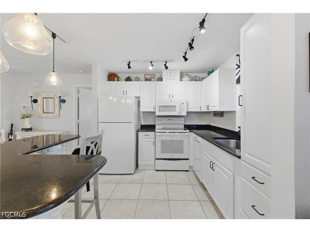 4329 SW 1st Place Cape Coral FL 33914 2026019965 image9