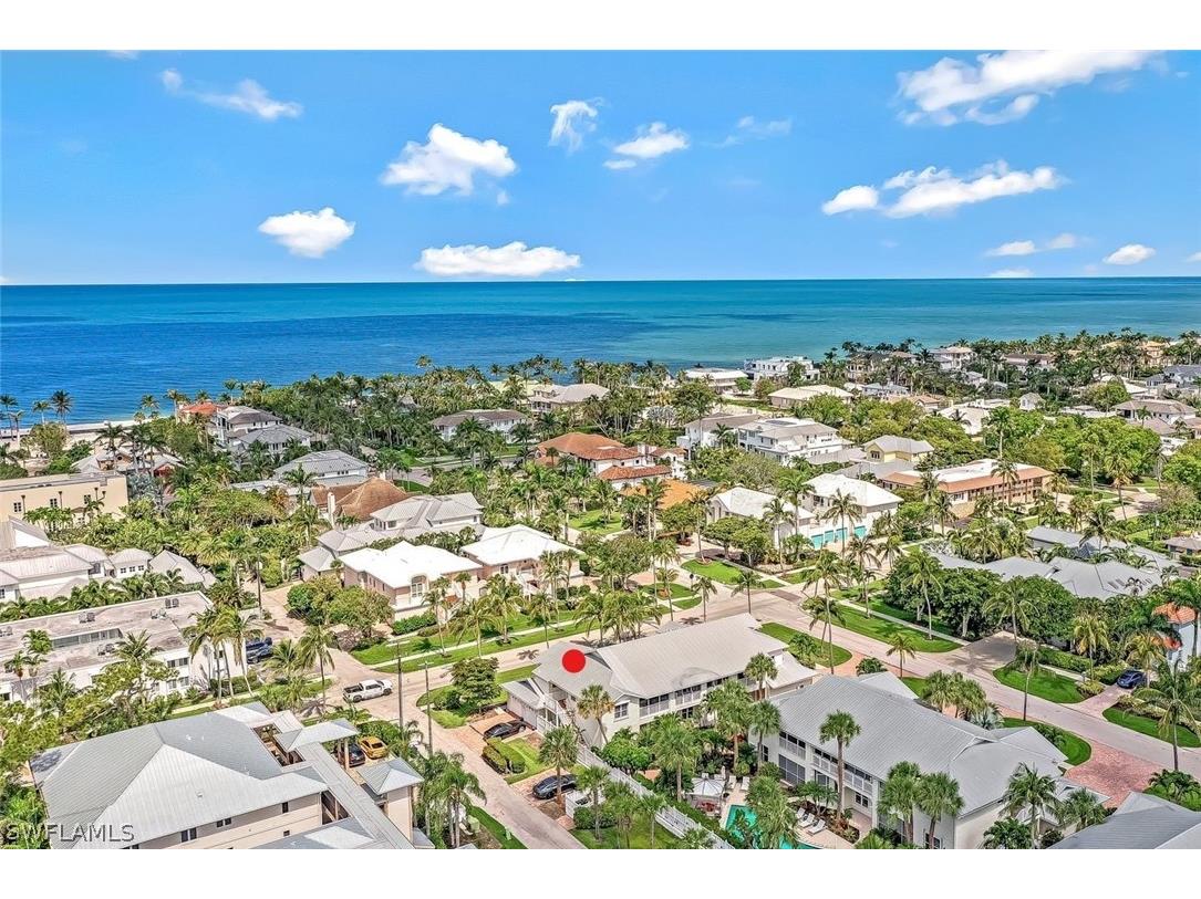 433 2nd Street S #B-202 Naples FL 34102 226006846 image1