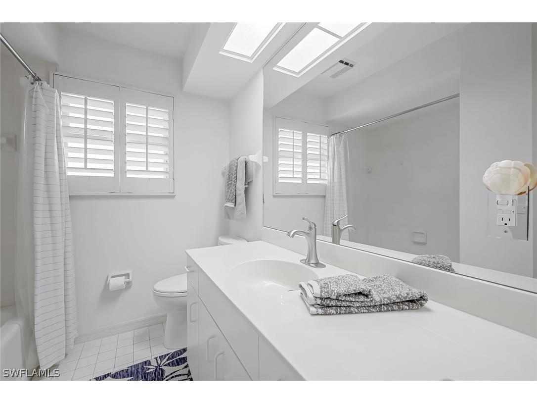 433 2nd Street S #B-202 Naples FL 34102 226006846 image26