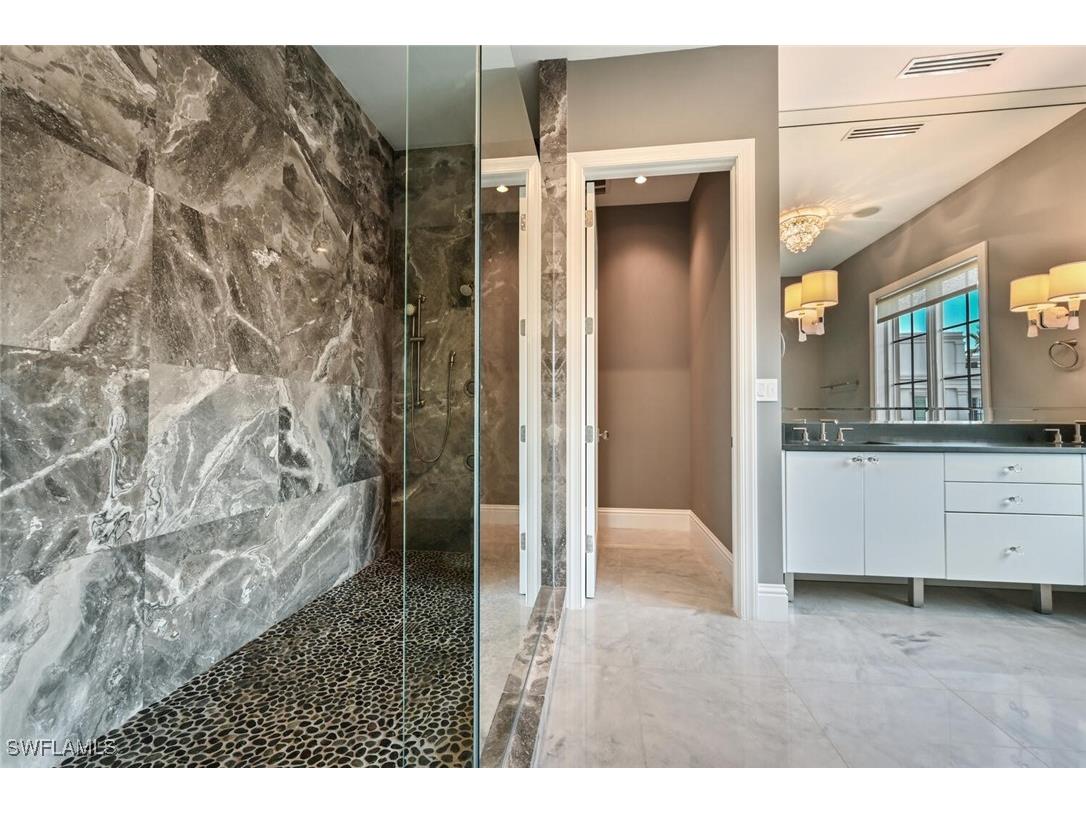 433 5th Street S Naples FL 34102 225084507 image28