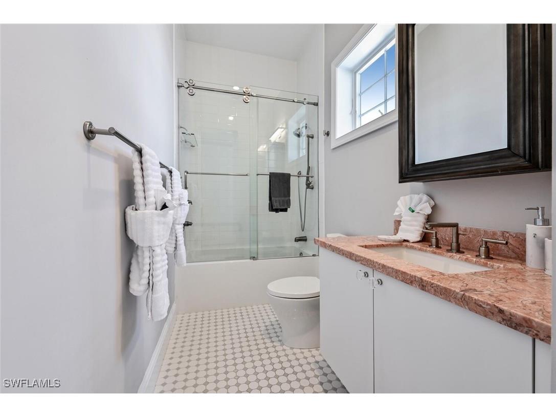 433 5th Street S Naples FL 34102 225084507 image32