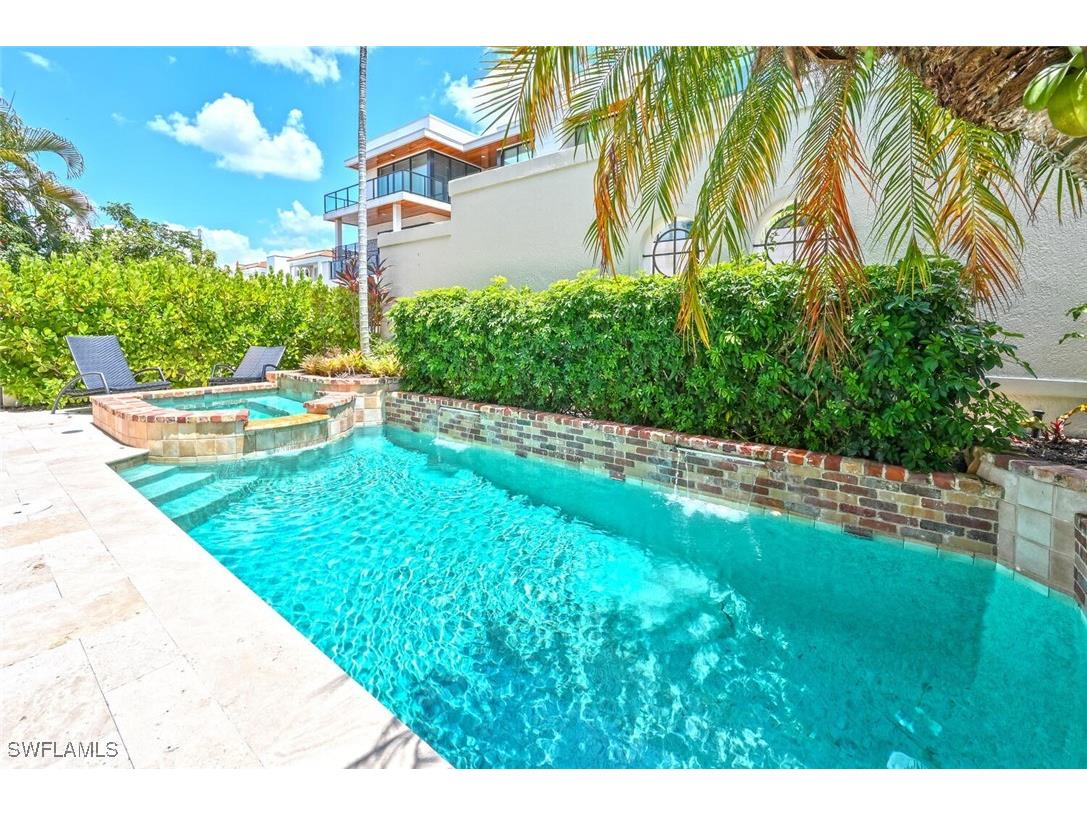 433 5th Street S Naples FL 34102 225084507 image37