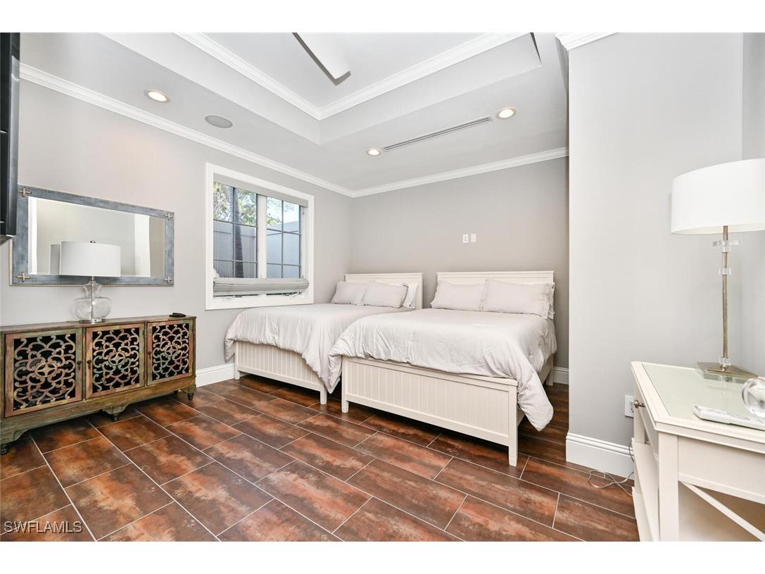 433 5th Street S Naples FL 34102 225084507 image6