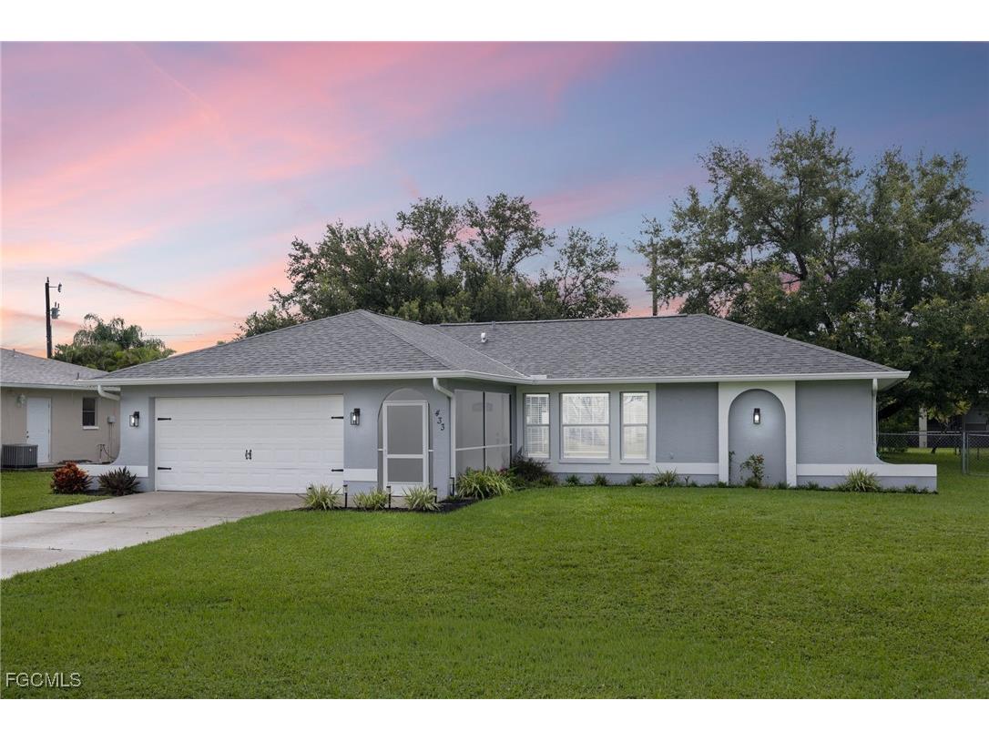 433 SE 19th Lane Cape Coral FL 33990 2025010681 image1
