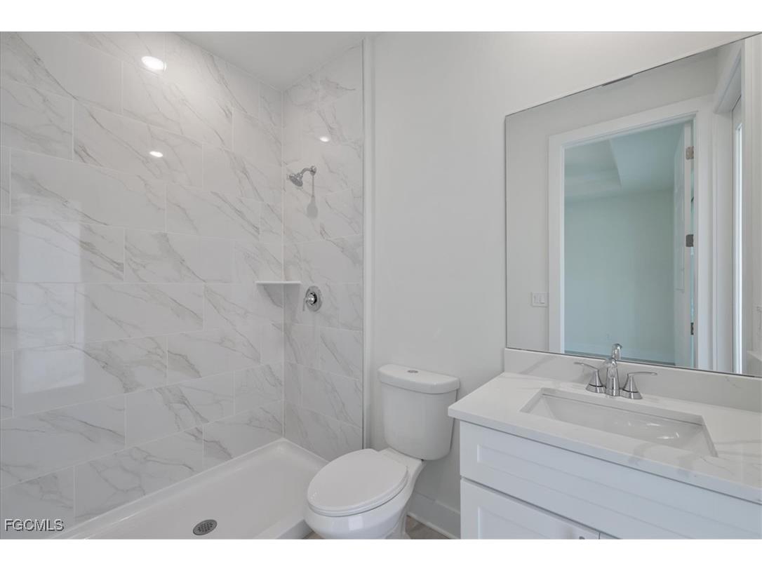 433 SW 21st Street Cape Coral FL 33991 2026001689 image16