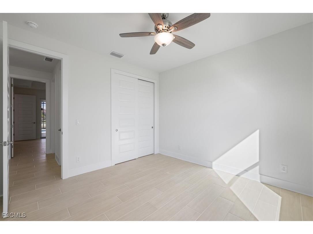 433 SW 21st Street Cape Coral FL 33991 2026001689 image20