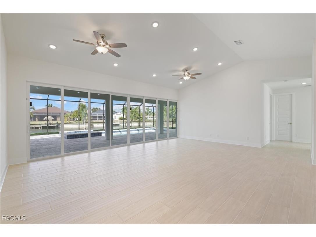 433 SW 21st Street Cape Coral FL 33991 2026001689 image24