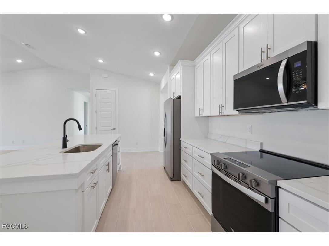 433 SW 21st Street Cape Coral FL 33991 2026001689 image30