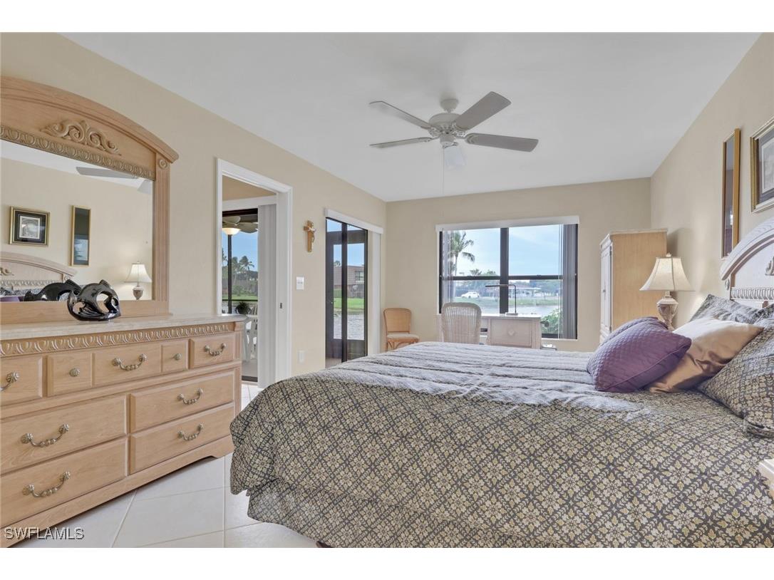 4330 Chantelle Drive #F105 Naples FL 34112 225083005 image21