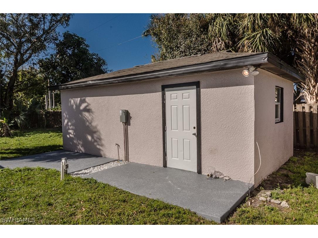 4330 Deleon Street Fort Myers FL 33901 226007023 image31