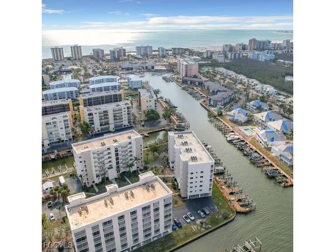 4331 Bay Beach Lane #152 Fort Myers Beach FL 33931 2025021031 image20