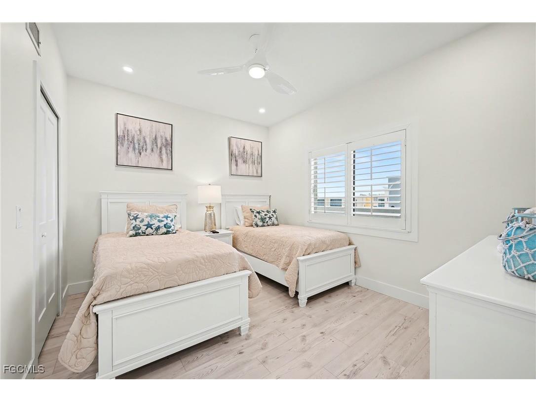4331 Bay Beach Lane #651 Fort Myers Beach FL 33931 2025025531 image15