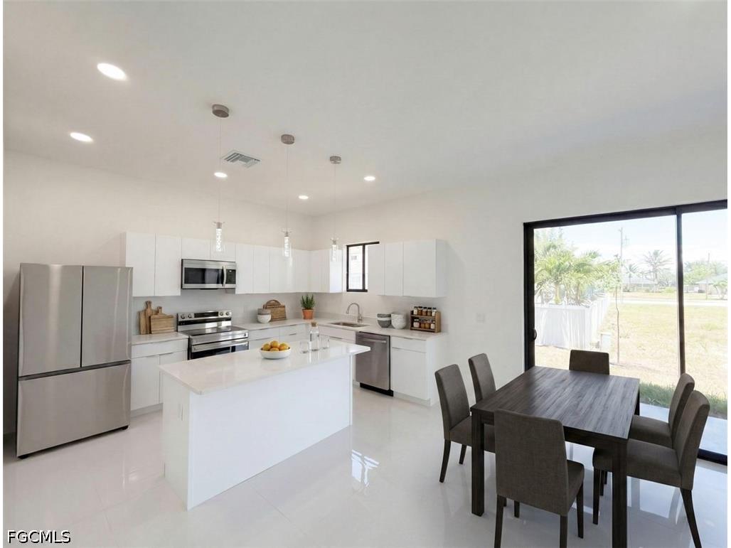 4331 NW 31st Terrace Cape Coral FL 33993 2026023500 image4
