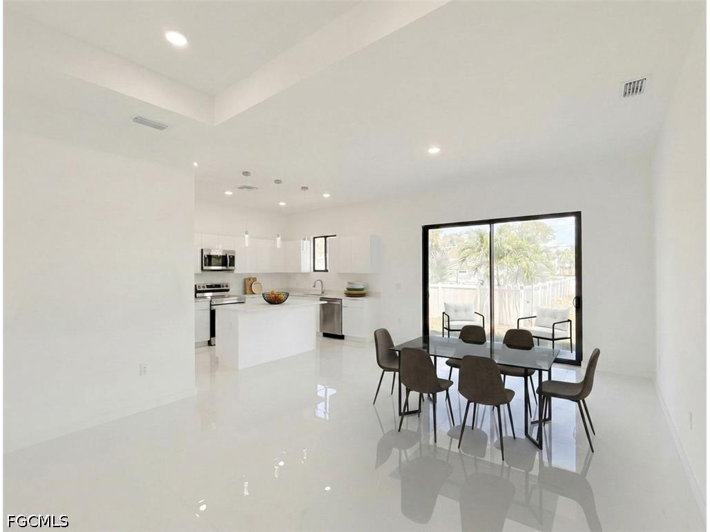 4331 NW 31st Terrace Cape Coral FL 33993 2026023500 image9