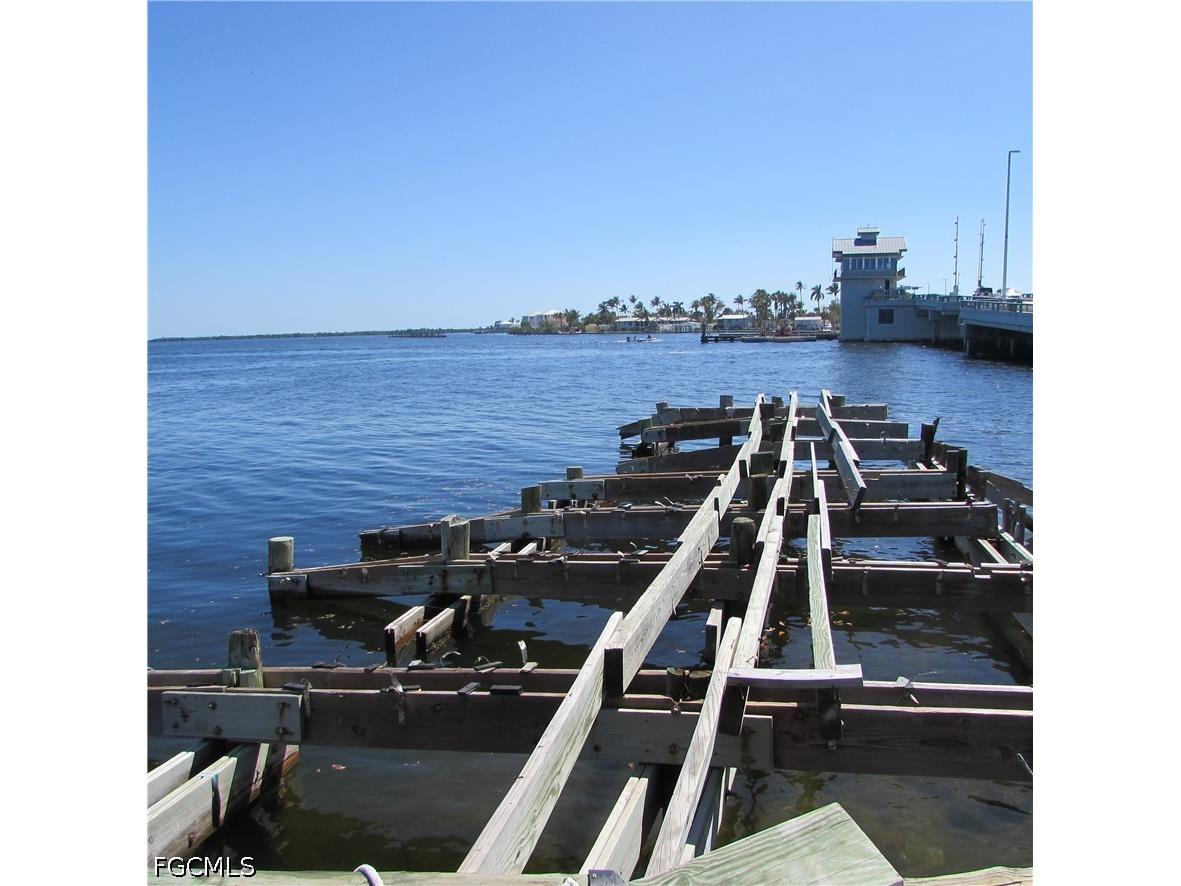 4331 Pine Island Road NW Matlacha FL 33993 2026017862 image10