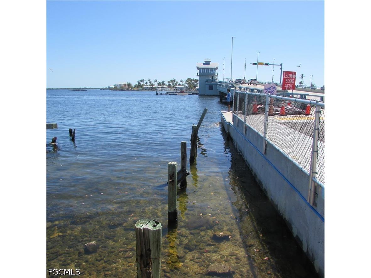 4331 Pine Island Road NW Matlacha FL 33993 2026017862 image12