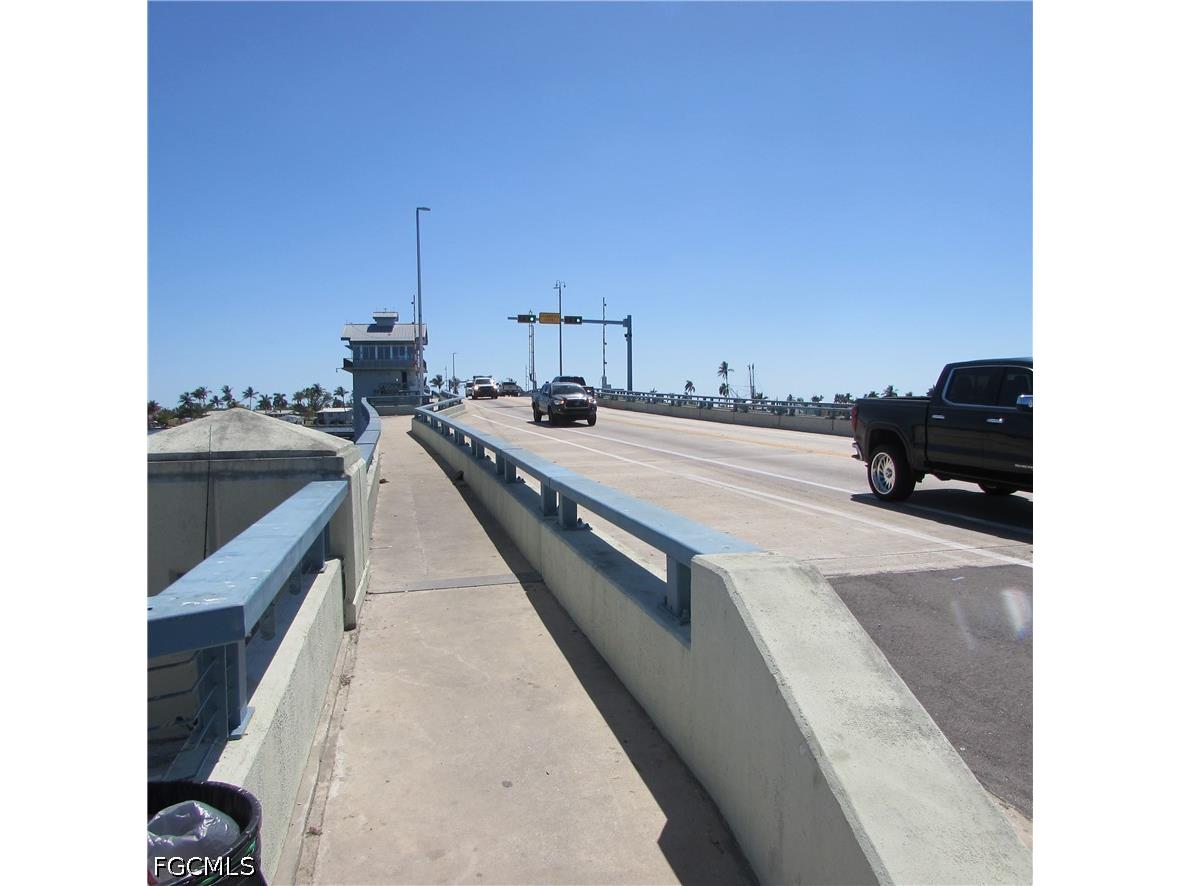 4331 Pine Island Road NW Matlacha FL 33993 2026017862 image21