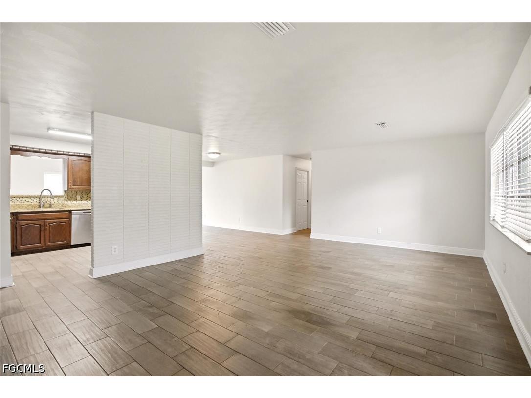 4331 Tufts Avenue Fort Myers FL 33901 2026025120 image10