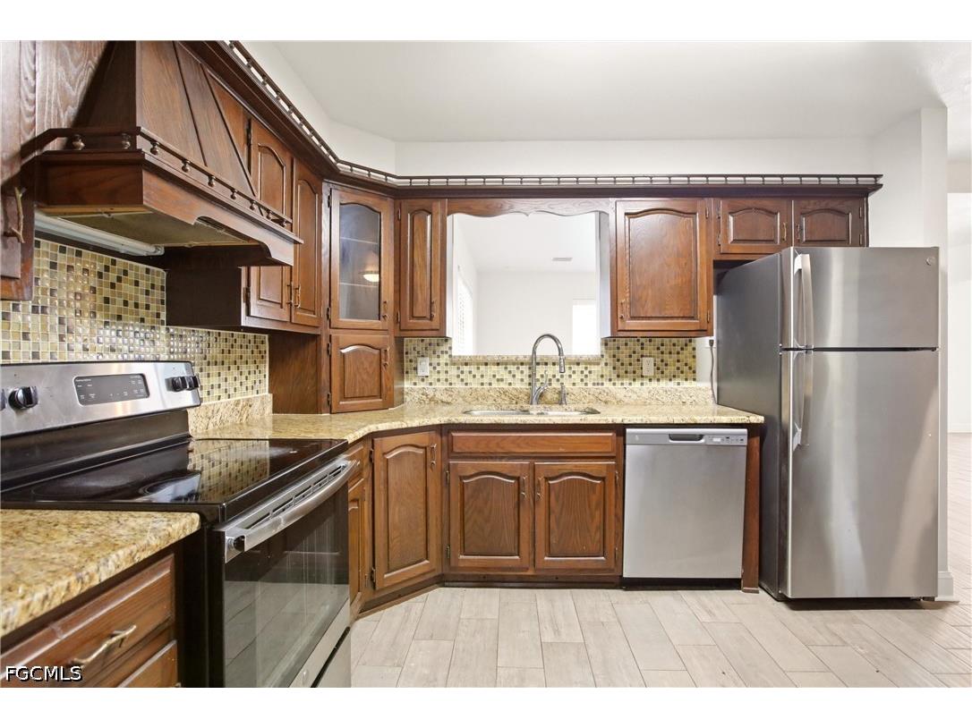 4331 Tufts Avenue Fort Myers FL 33901 2026025120 image25