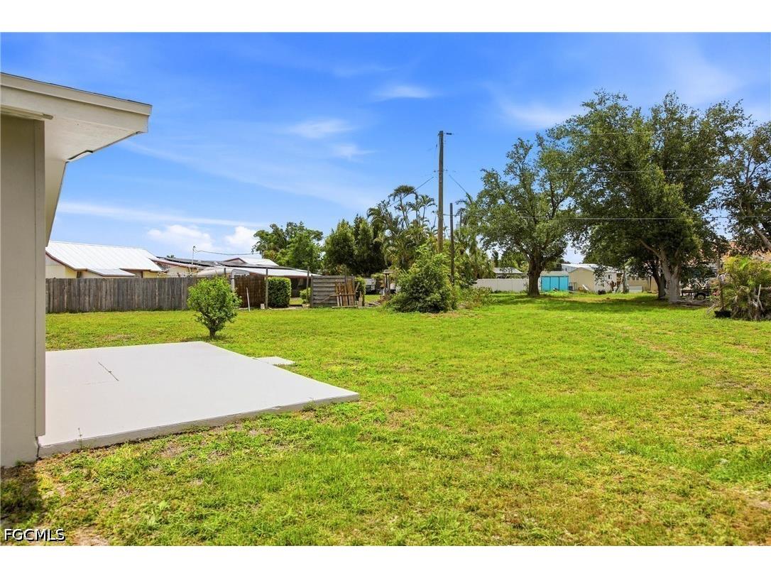 4331 Tufts Avenue Fort Myers FL 33901 2026025120 image42