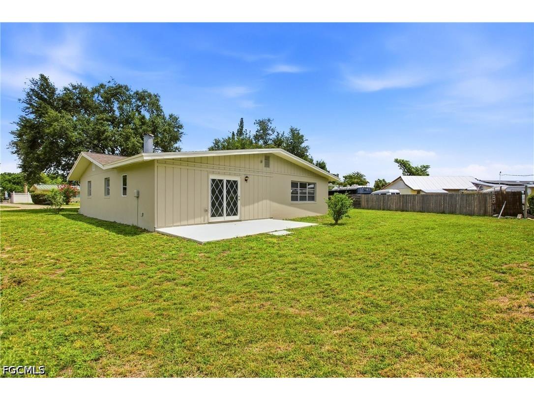 4331 Tufts Avenue Fort Myers FL 33901 2026025120 image44