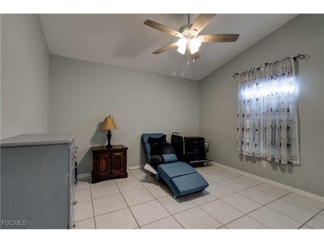 4332 Country Club Boulevard Cape Coral FL 33904 2025021437 image26