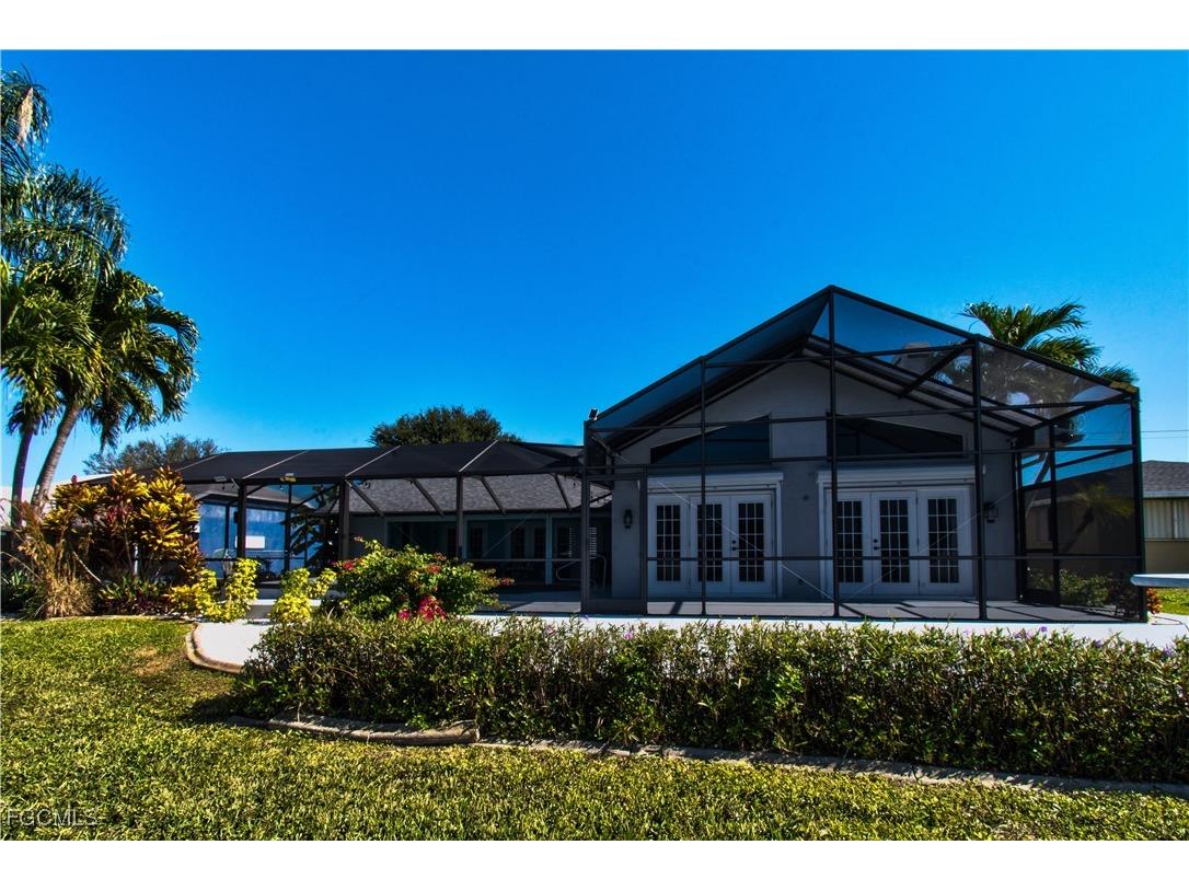 4332 Country Club Boulevard Cape Coral FL 33904 2025021437 image33