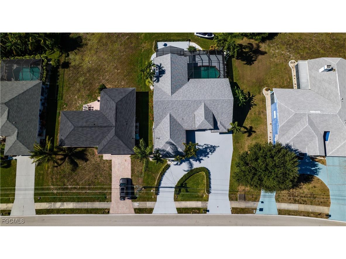 4332 Country Club Boulevard Cape Coral FL 33904 2025021437 image42