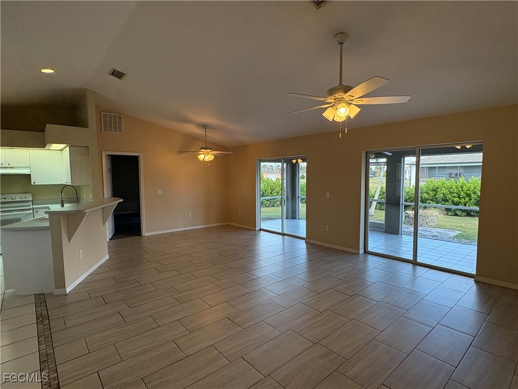 4333 Agualinda Boulevard Cape Coral FL 33914 2025016682 image5