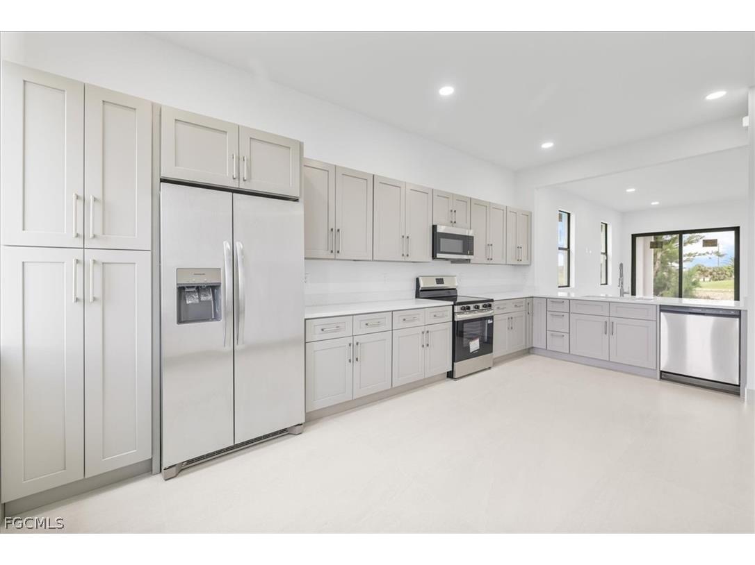 4333 NW 33rd Lane Cape Coral FL 33993 2026010127 image14