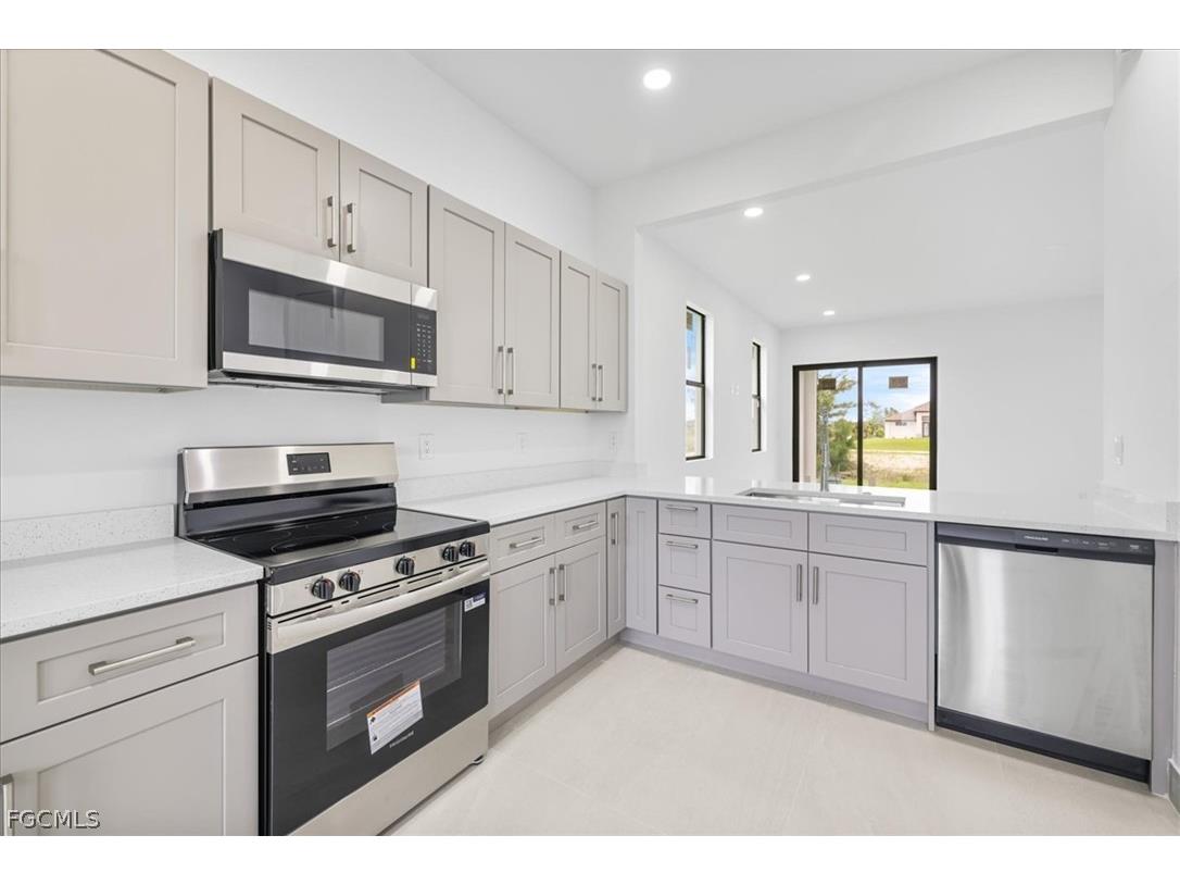 4333 NW 33rd Lane Cape Coral FL 33993 2026010127 image16