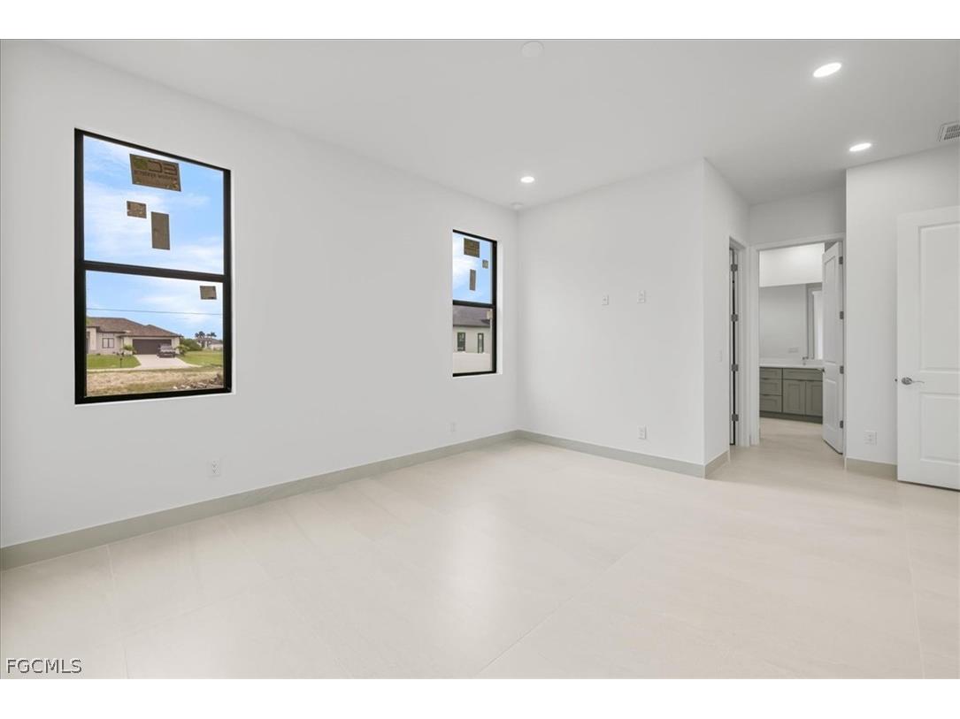 4333 NW 33rd Lane Cape Coral FL 33993 2026010127 image19