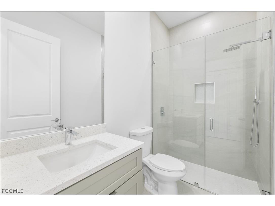 4333 NW 33rd Lane Cape Coral FL 33993 2026010127 image26