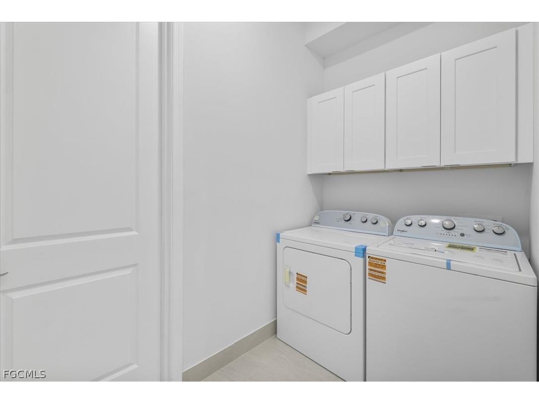 4333 NW 33rd Lane Cape Coral FL 33993 2026010127 image30