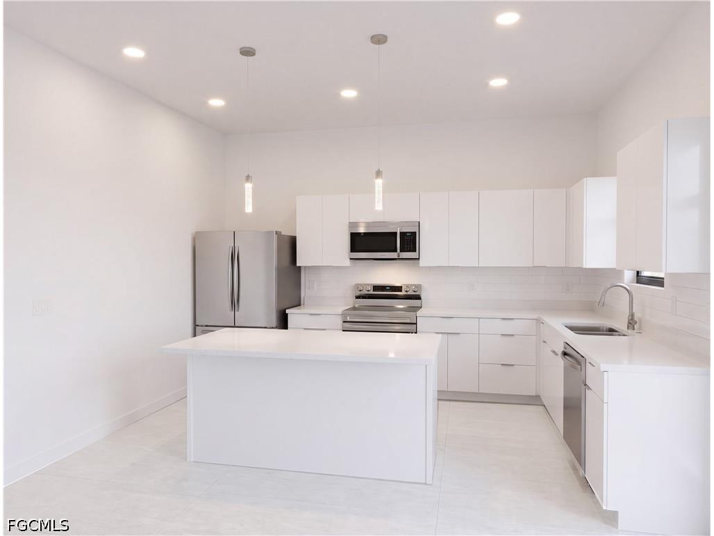 4333 NW 34th Lane Cape Coral FL 33993 2026018249 image5