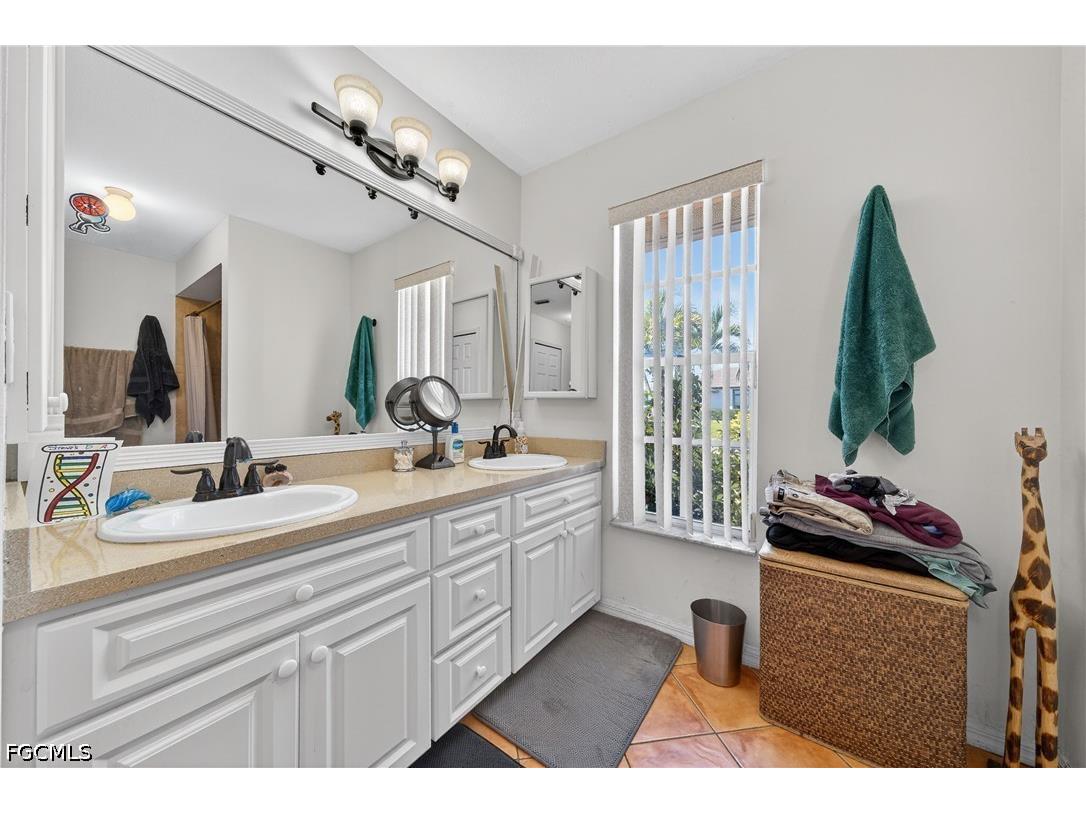 4333 SW 20th Place Cape Coral FL 33914 2026013455 image13
