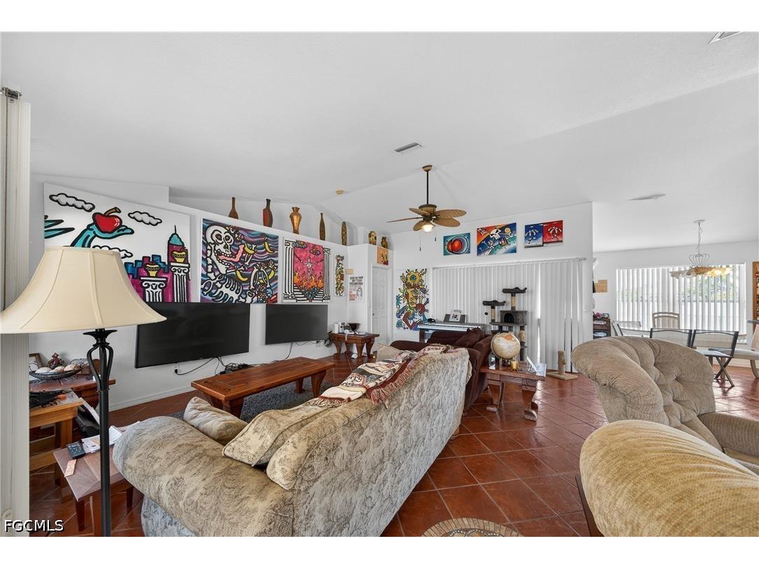 4333 SW 20th Place Cape Coral FL 33914 2026013455 image3
