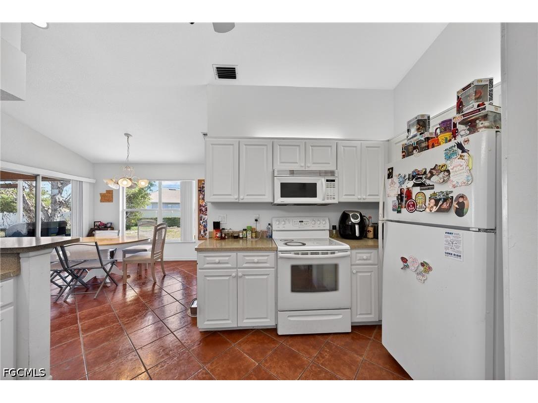 4333 SW 20th Place Cape Coral FL 33914 2026013455 image7