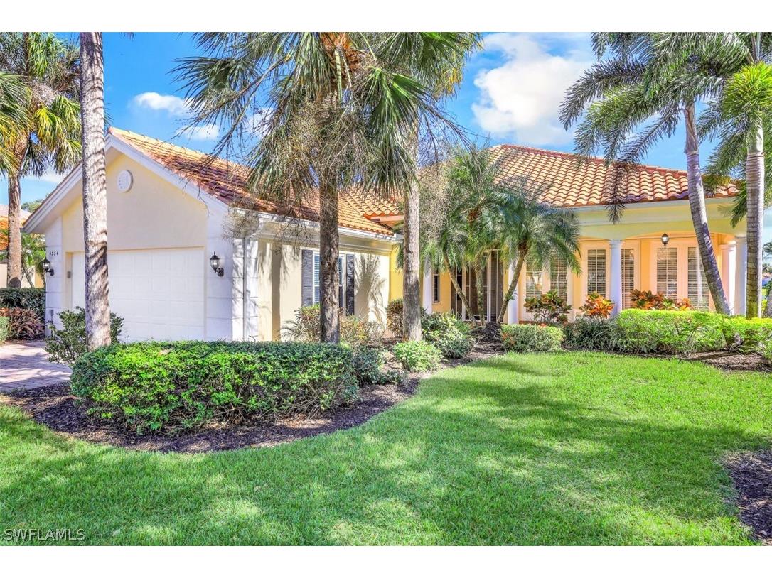 4334 Queen Elizabeth Way Naples FL 34119 223005629 image1