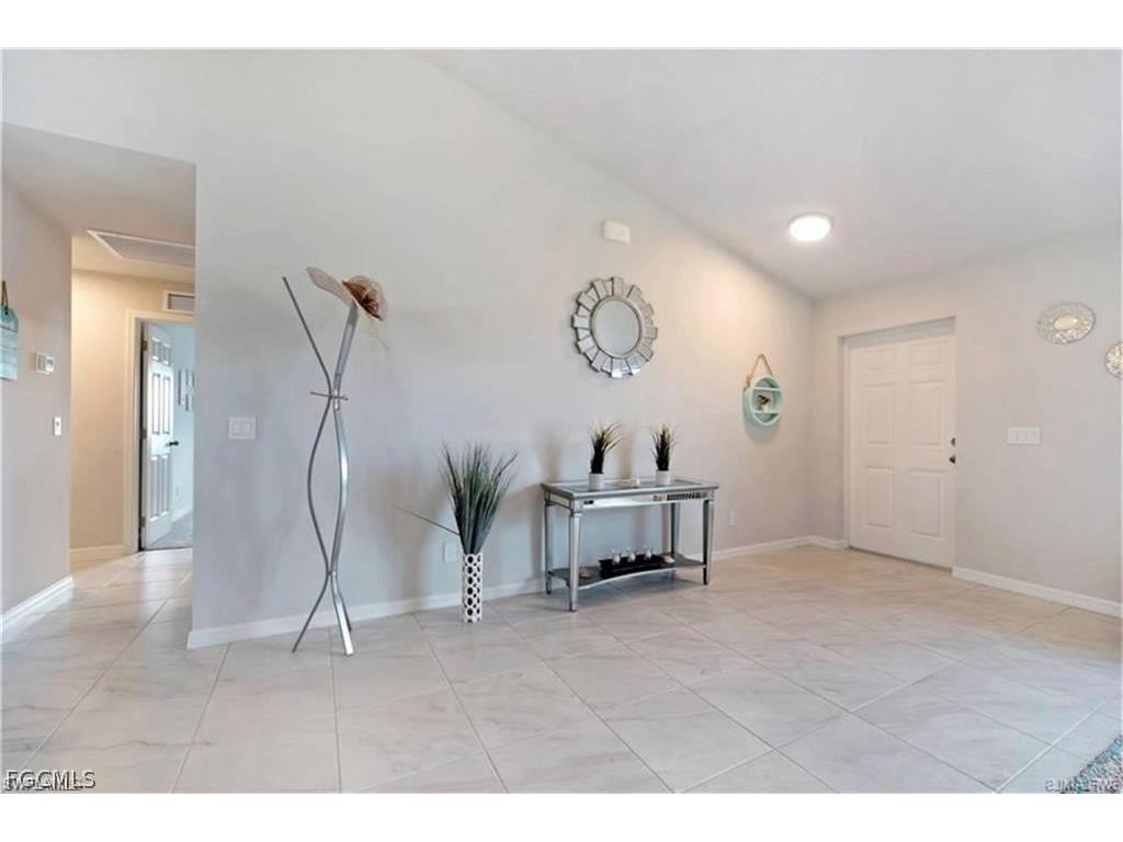 4334 SW 9th Place Cape Coral FL 33914 2026010212 image10
