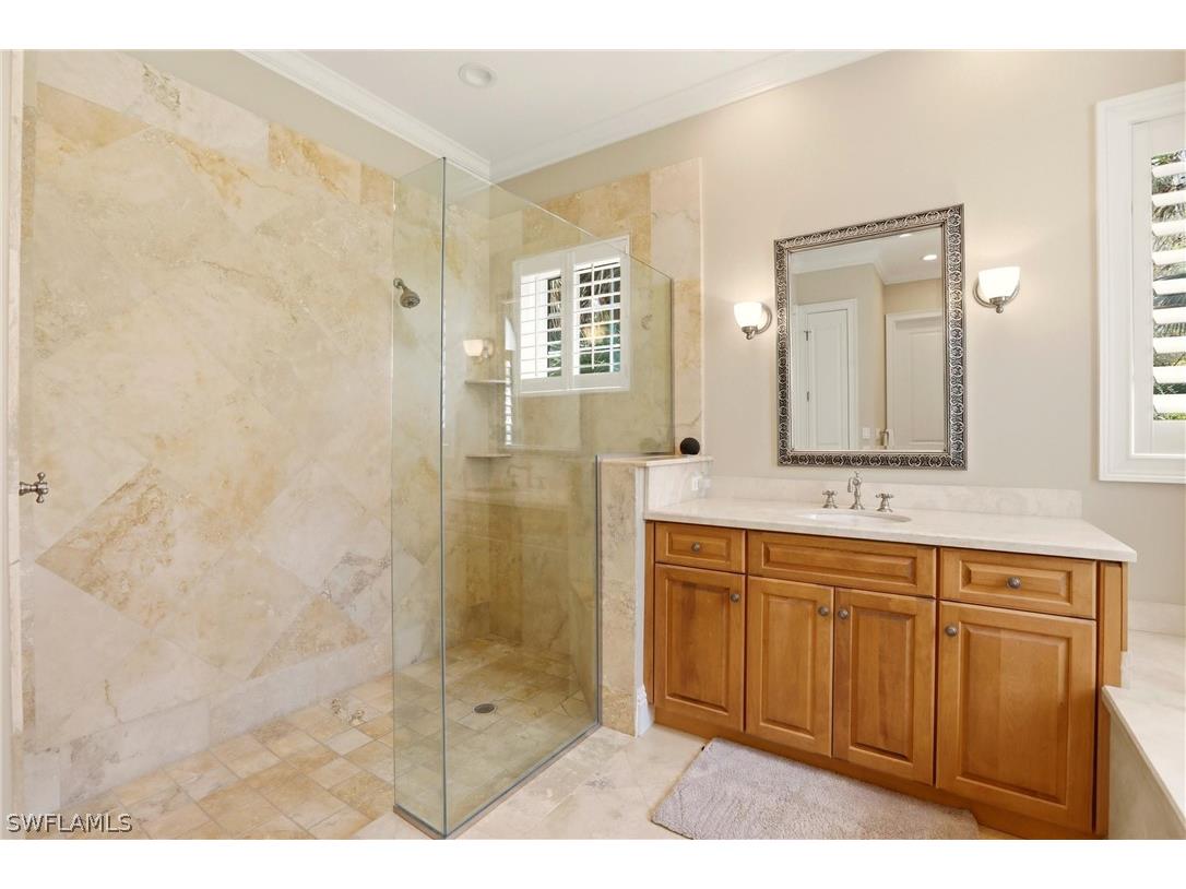 4335 7th Avenue SW Naples FL 34119 226011251 image22