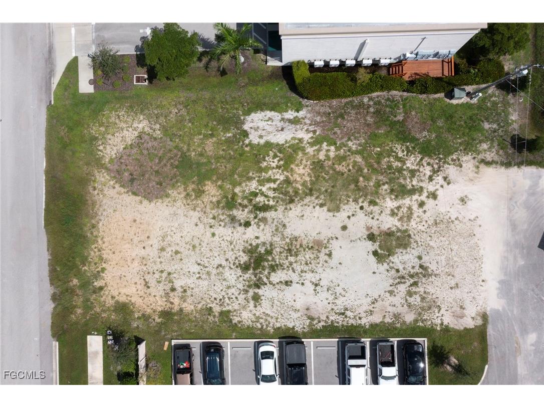 4337 & 4339 SW 9th Avenue Cape Coral FL 33914 2025005977 image3