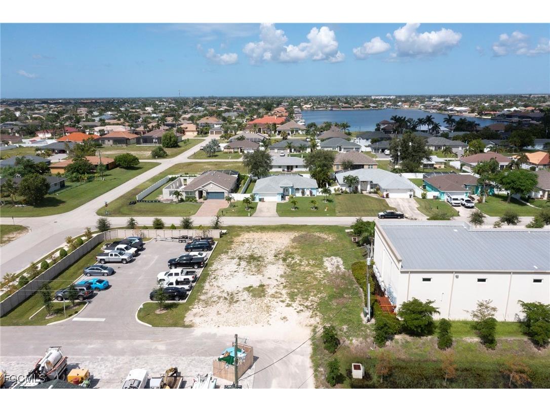 4337 & 4339 SW 9th Avenue Cape Coral FL 33914 2025005977 image5