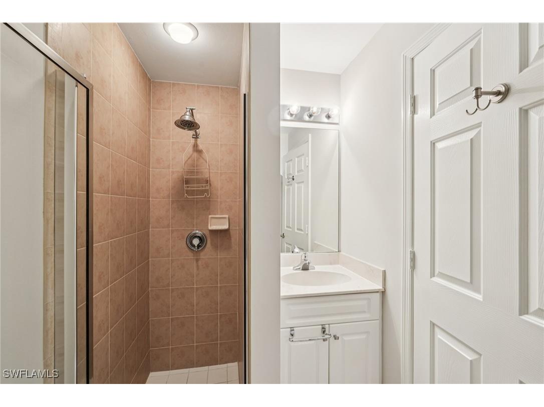 4337 Covey Circle #9C Naples FL 34109 225068356 image20