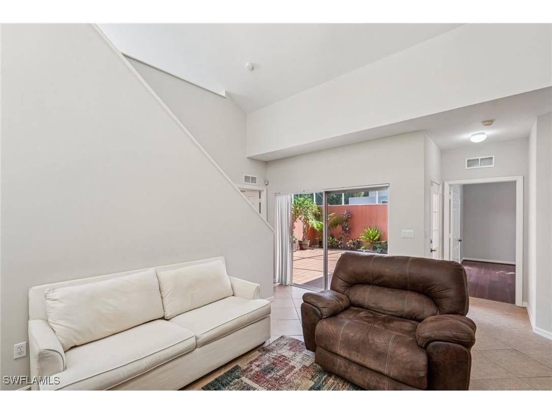 4337 Covey Circle #9C Naples FL 34109 225068356 image7