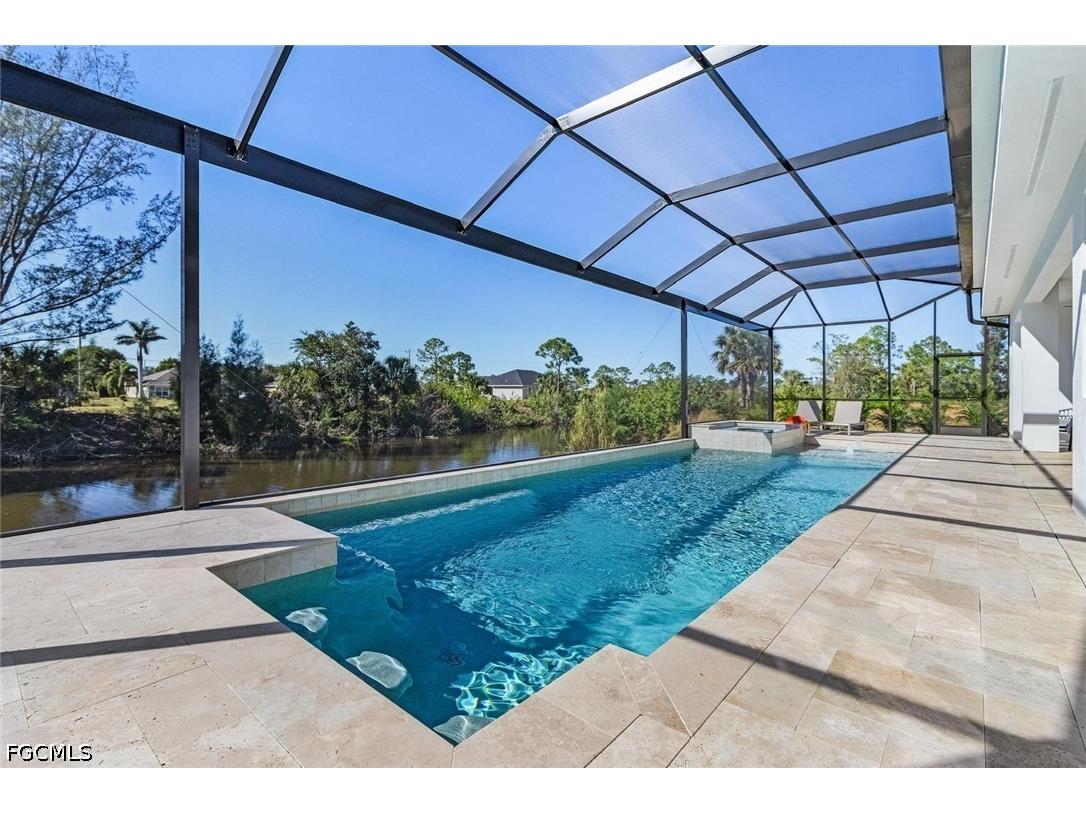 4337 NE 9th Court Cape Coral FL 33909 2026027889 image3