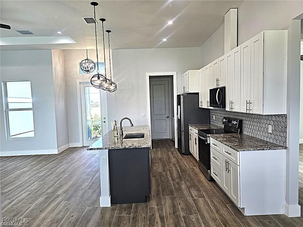 4338 NW 31st Terrace Cape Coral FL 33993 2025020146 image23