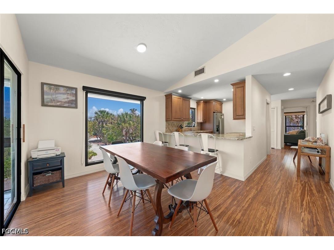 4339 Gulf Pines Drive Sanibel FL 33957 2026013961 image13