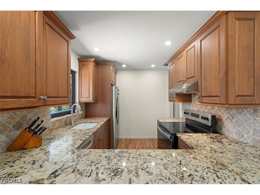 4339 Gulf Pines Drive Sanibel FL 33957 2026013961 image16