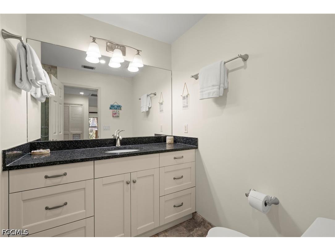 4339 Gulf Pines Drive Sanibel FL 33957 2026013961 image32